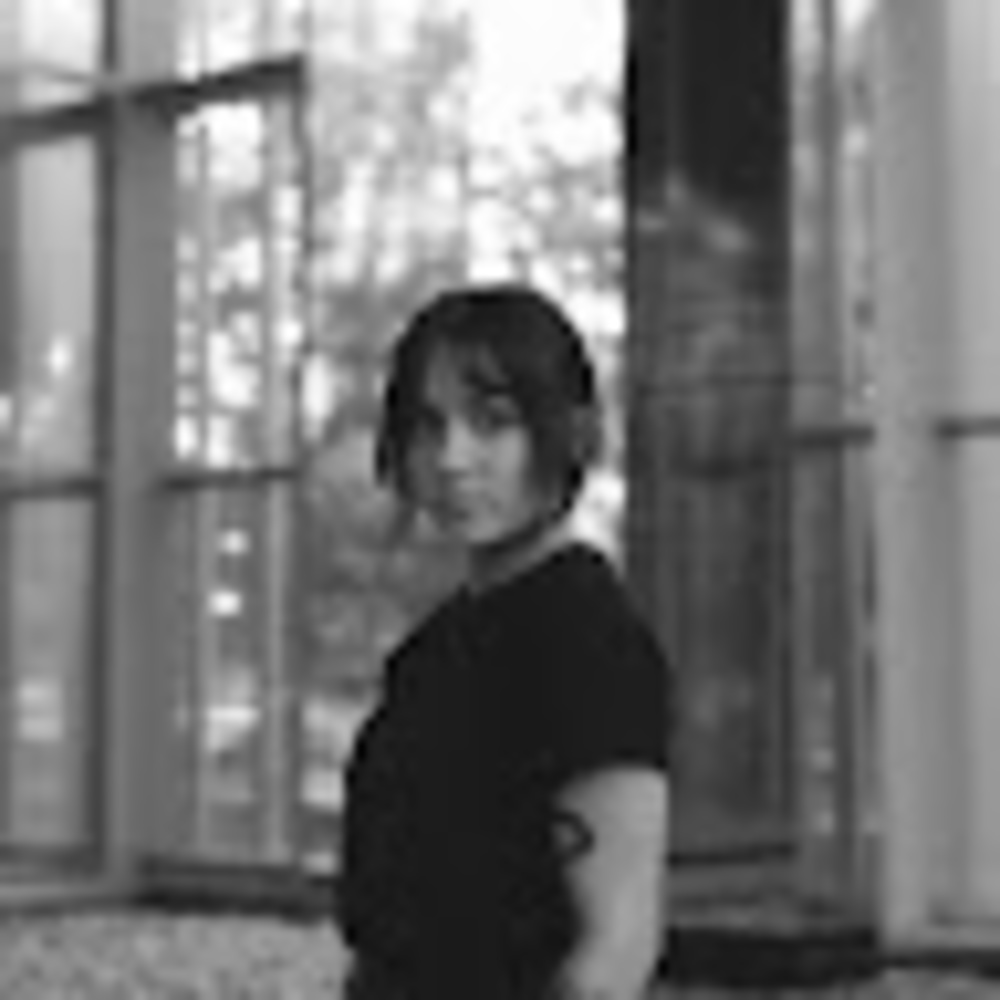 Meet your Posher, Laurie